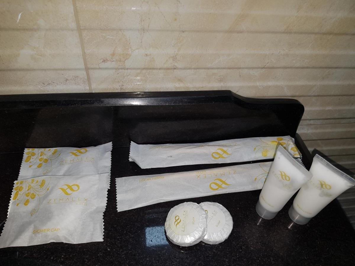 Zemalex Hotel Addis Ababa Luaran gambar