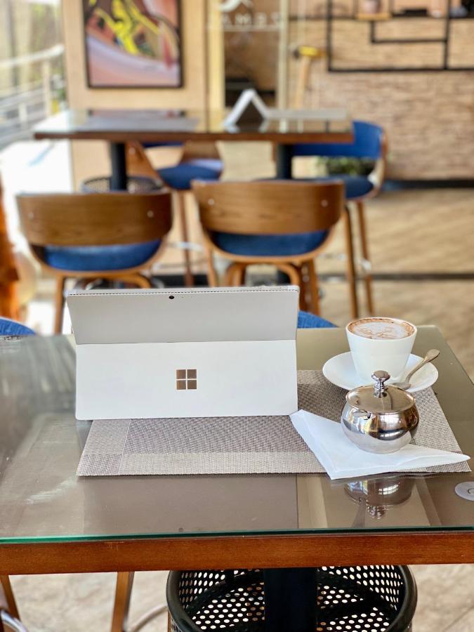 Zemalex Hotel Addis Ababa Luaran gambar